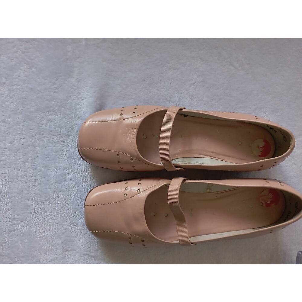 Nine West Womens Flats Pink Crème Leather Size 8.5 M Ballet Pointed Toe NWONLEE